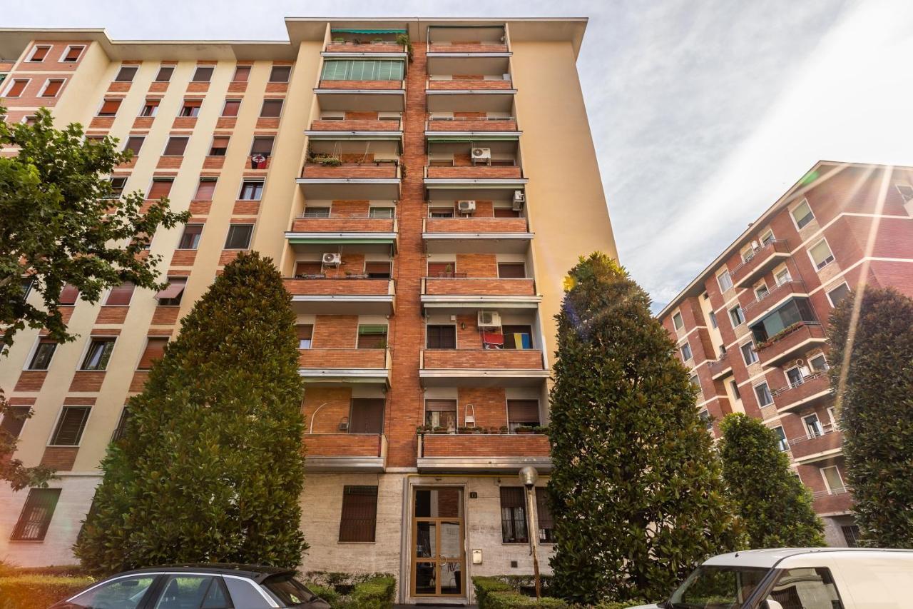 Rosselli 13 Milan Apartment Eksteriør bilde