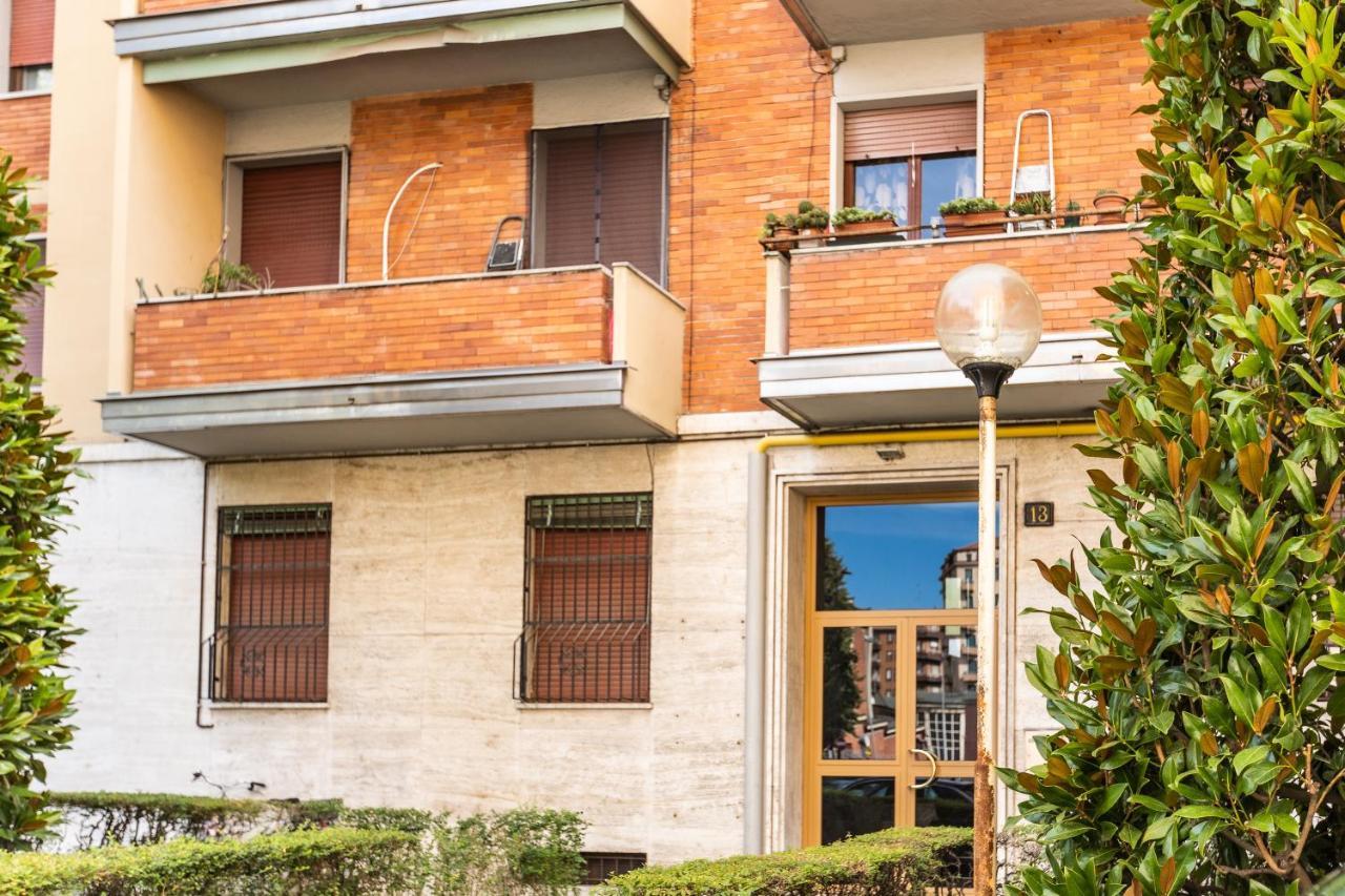 Rosselli 13 Milan Apartment Eksteriør bilde